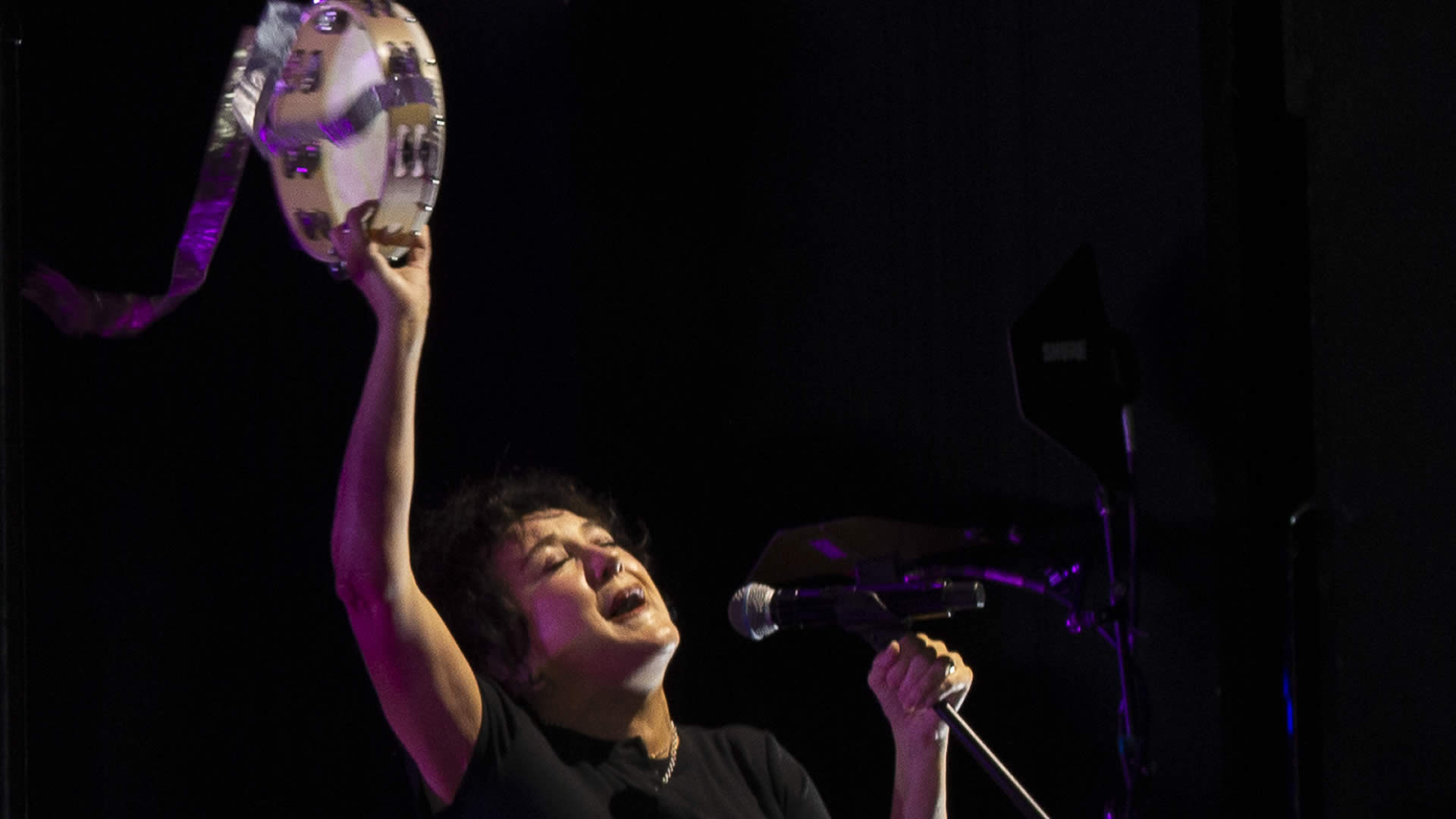 Lorraine McIntosh singing Late '88